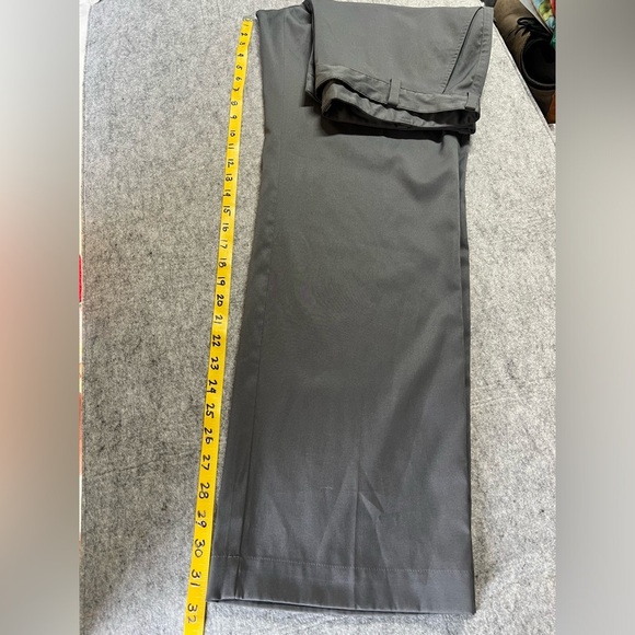 NIKE GOLF Men’s black flat front performance pants size 36/32. - Picture 13 of 13